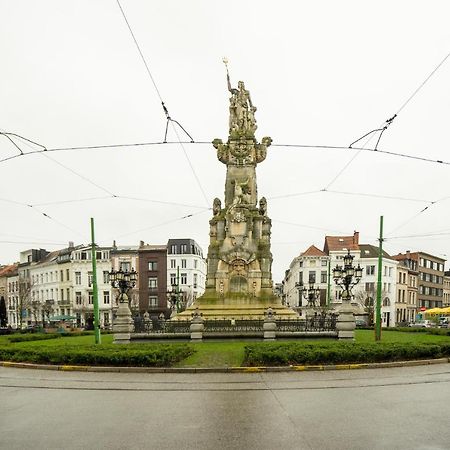 Shway Le Pierre Appartement Antwerpen Buitenkant foto
