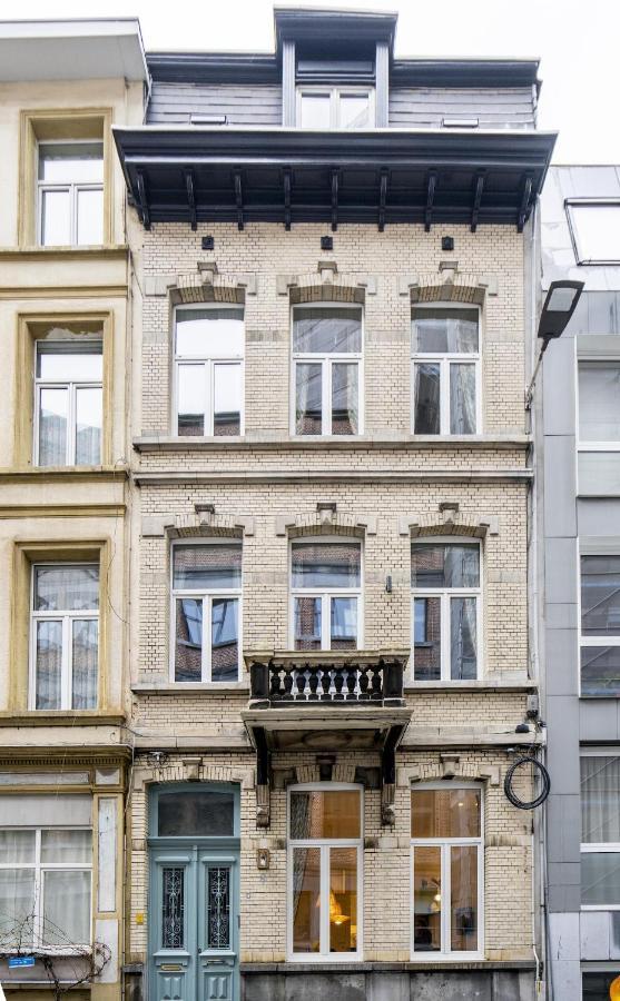 Shway Le Pierre Appartement Antwerpen Buitenkant foto